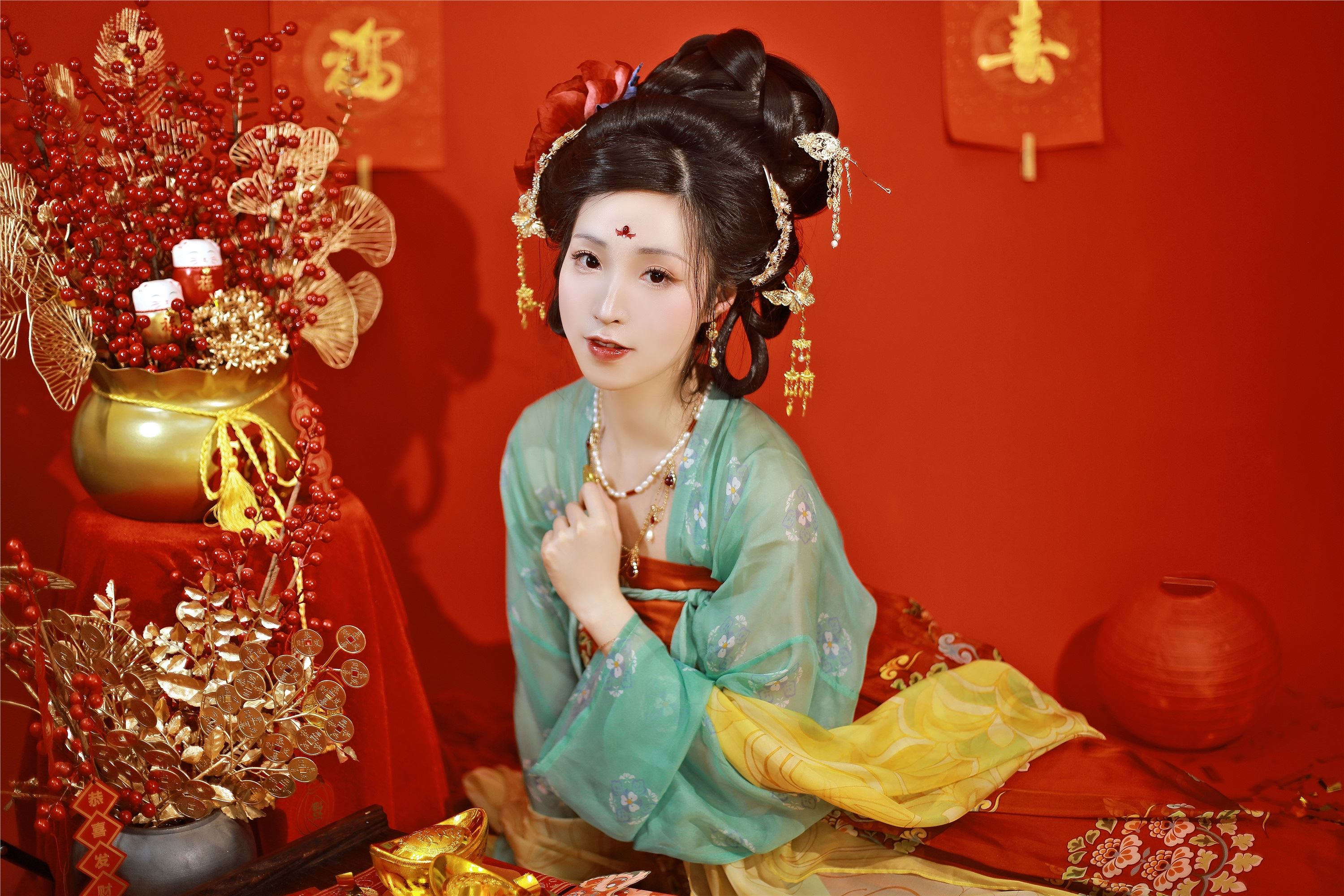 YITUYU艺图语 2025.01.31 烟火年年 李猜